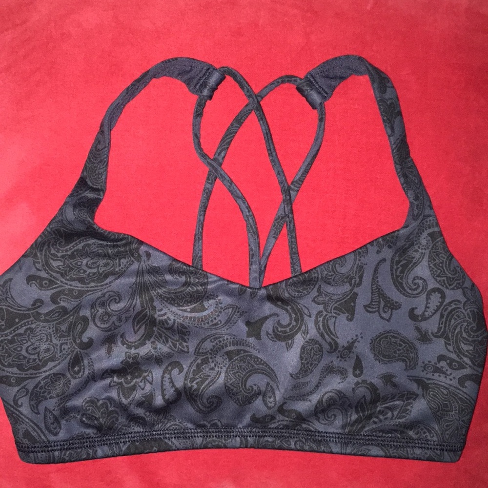 Lululemon bra